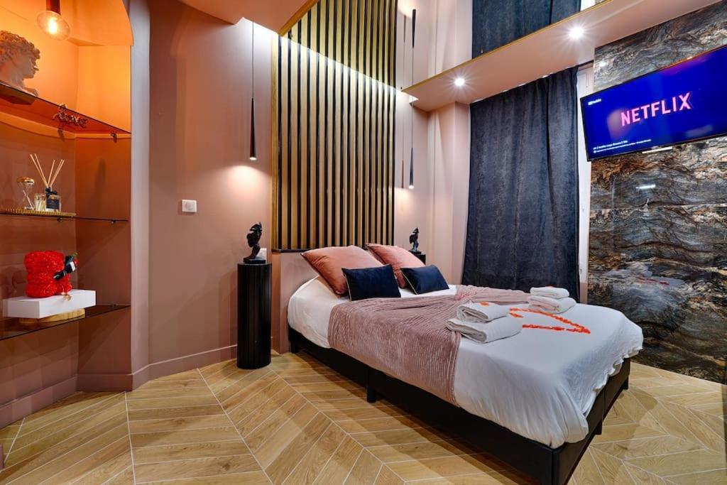 Welcome To Secret Love Yerres Екстер'єр фото